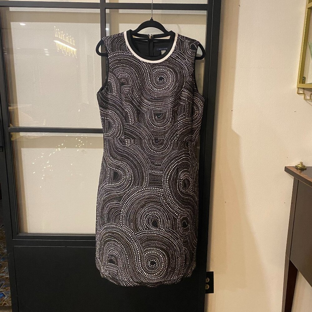 Size 14 Tommy Hilfiger Black and White Sleeveless Shift Dress